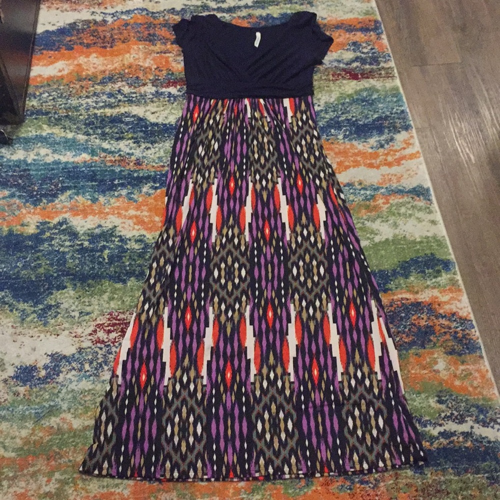 Size L Maxi Dress